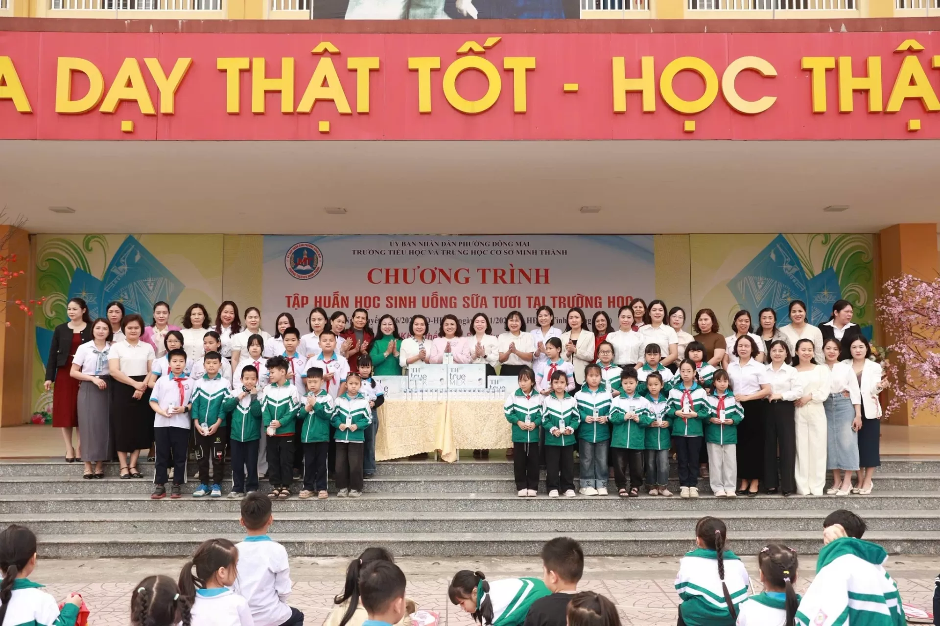 TẬP HUẤN VÀ TUYÊN TRUYỀN CHƯƠNG TRÌNH SỮA HỌC ĐƯỜNG